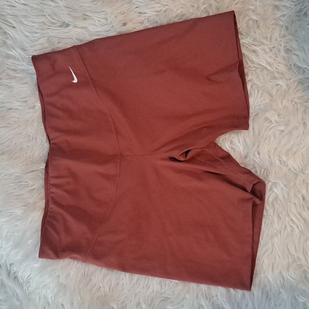 Nike shorts size 1X